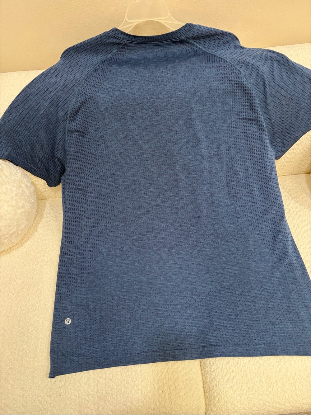 Lululemon Men’s shirt Blue XXL Energy Creates Energy